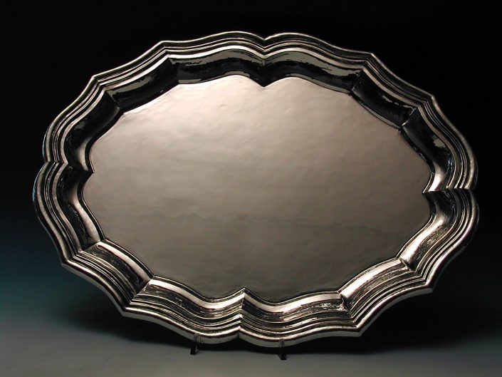 Vassoio artigianale in argento lavorato