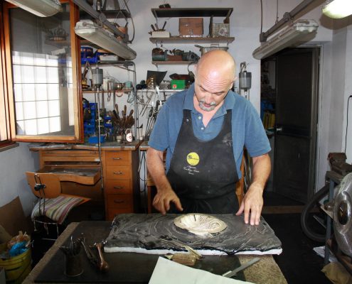 Gabriele Antenori nel laboratorio